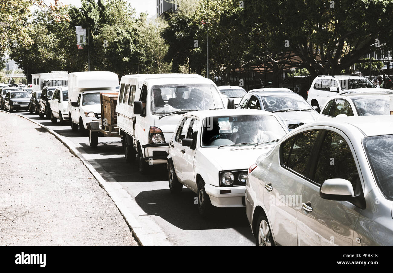 Den Verkehr in der Innenstadt, in Kapstadt, Südafrika Stockfoto