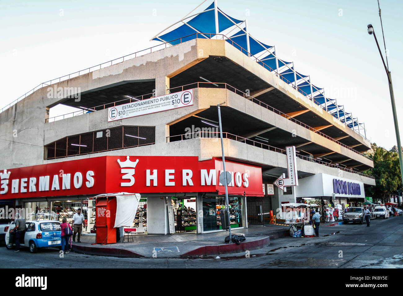 Vida cotidiana en El Centro Historico de Hermosillo, Sonora, Mexiko. Das tägliche Leben in den historischen Zentrum von Hermosillo, Sonora, Mexiko. Straße Photograp Stockfoto