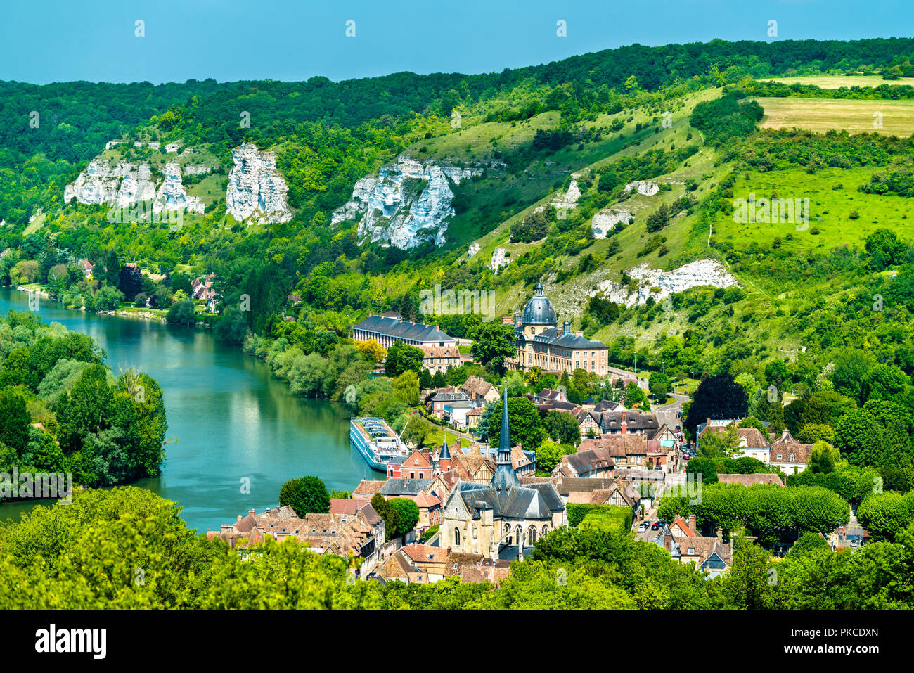 Les Andelys Gemeinde an den Ufern der Seine in Frankreich Stockfoto
