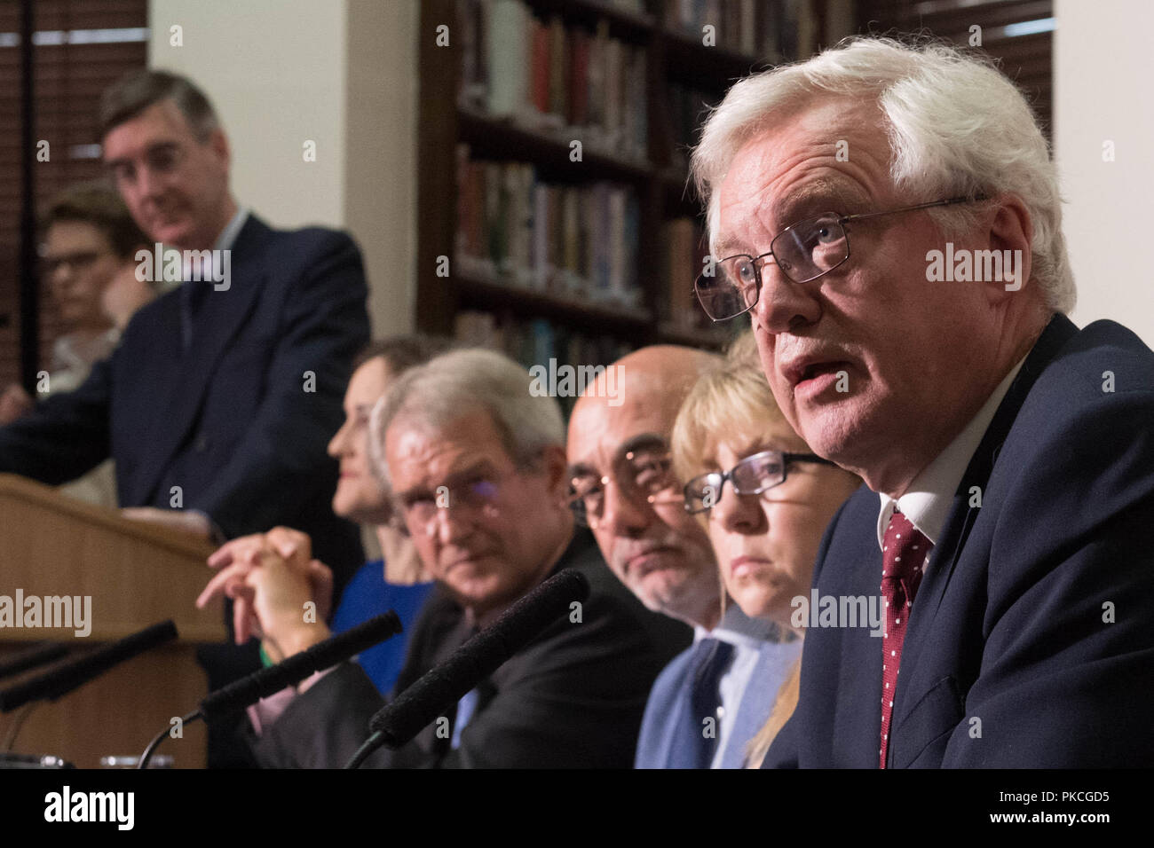 David Davis spricht während des Royal United Services Institute (RUSI) in Whitehall, London, Brexit Vorschläge zu diskutieren. Stockfoto