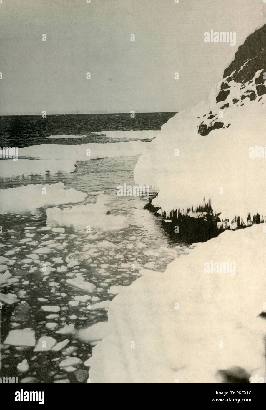 "Die erste Landing-Place, Anzeigen Bay Eis heraus und weg driften Norden", 1908, (1909). Artist: Unbekannt. Stockfoto