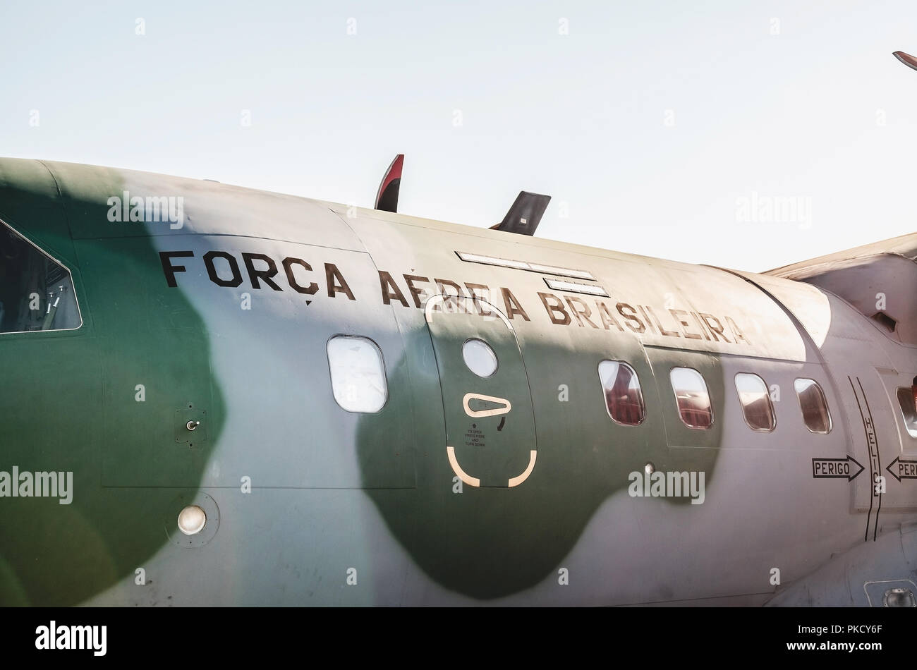 Campo Grande, Brasilien - September 09, 2018: Detail auf der Airbus Military Air Base der Portoes Abertos Ala 5 zu besuchen. Airbus: EADS CASA C-295 C Stockfoto