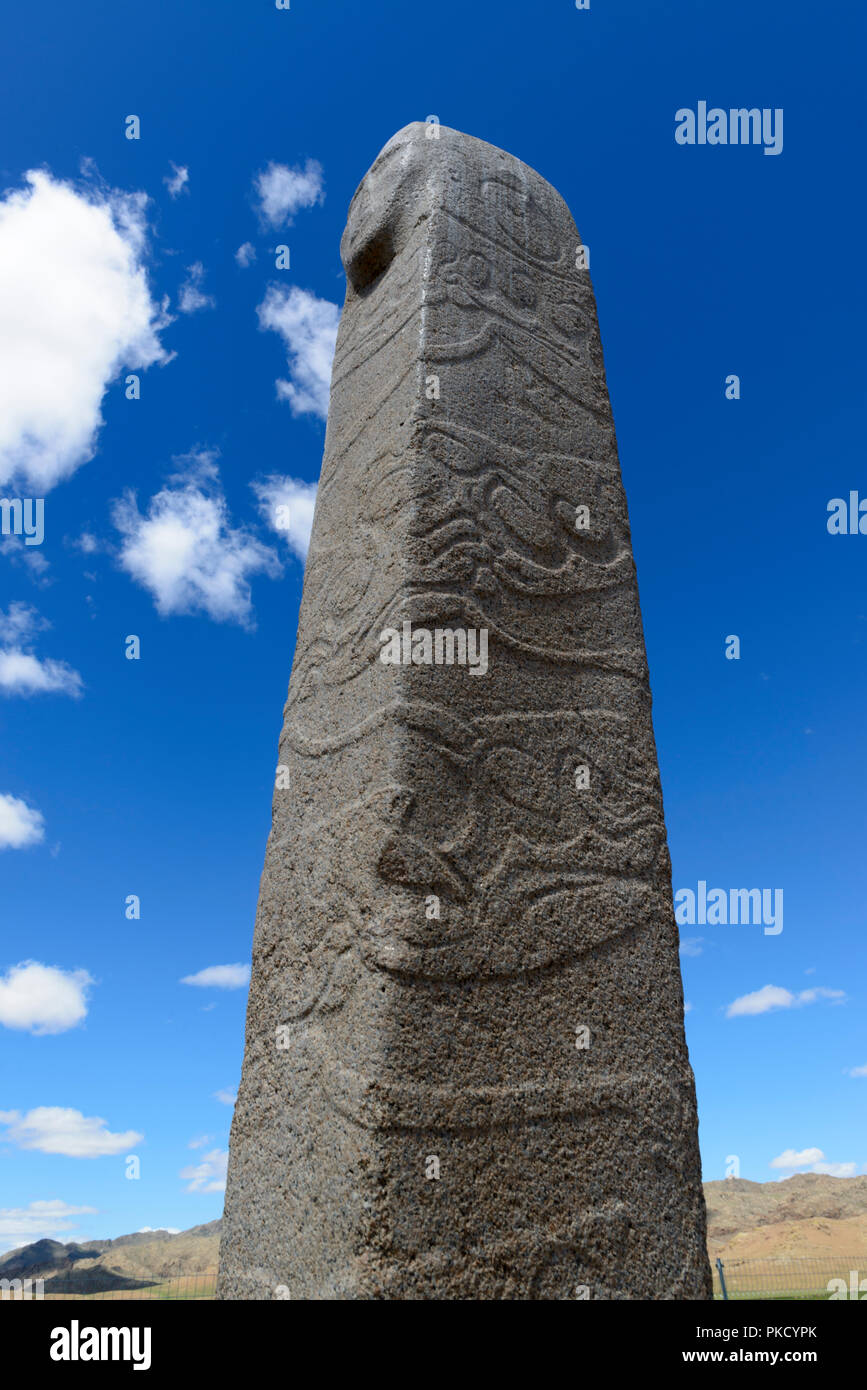 Uver uushigiin Hirschsteine, Mörön, Mongolei - eine Bronzezeitliche Website mit 14 Aufrechte geschnitzte Rehe Steine. Stockfoto