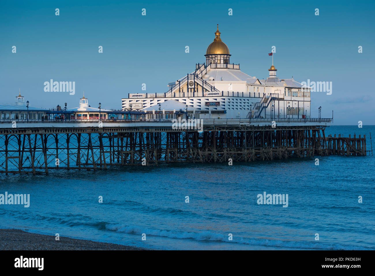 Eastbourne Pier, in der Grafschaft East Sussex an der Südküste von England, UK. Stockfoto