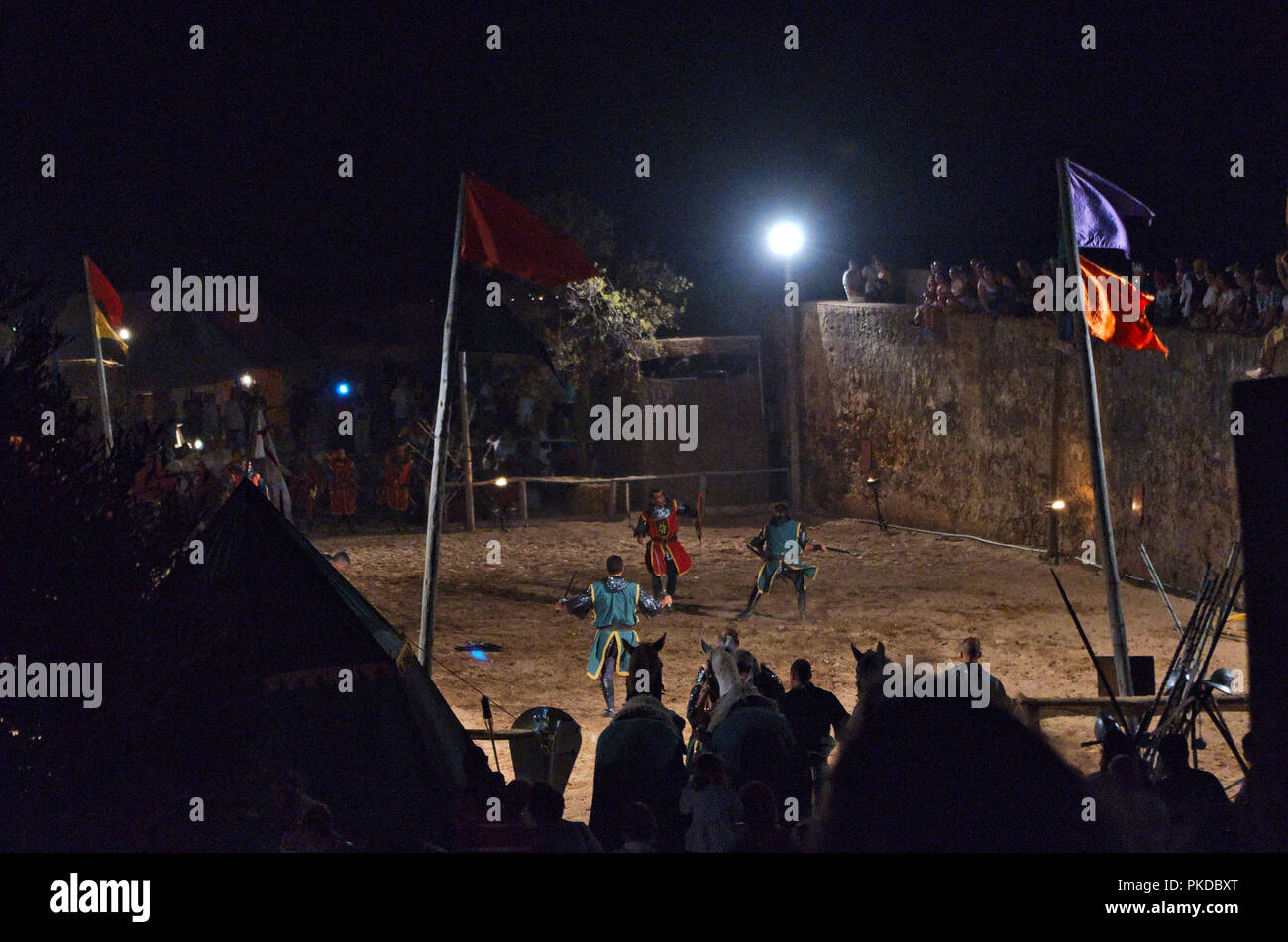 Mittelalterliche bekämpfen Erholung in Feira Mittelalterlichen von Castro Marim 2018 Stockfoto