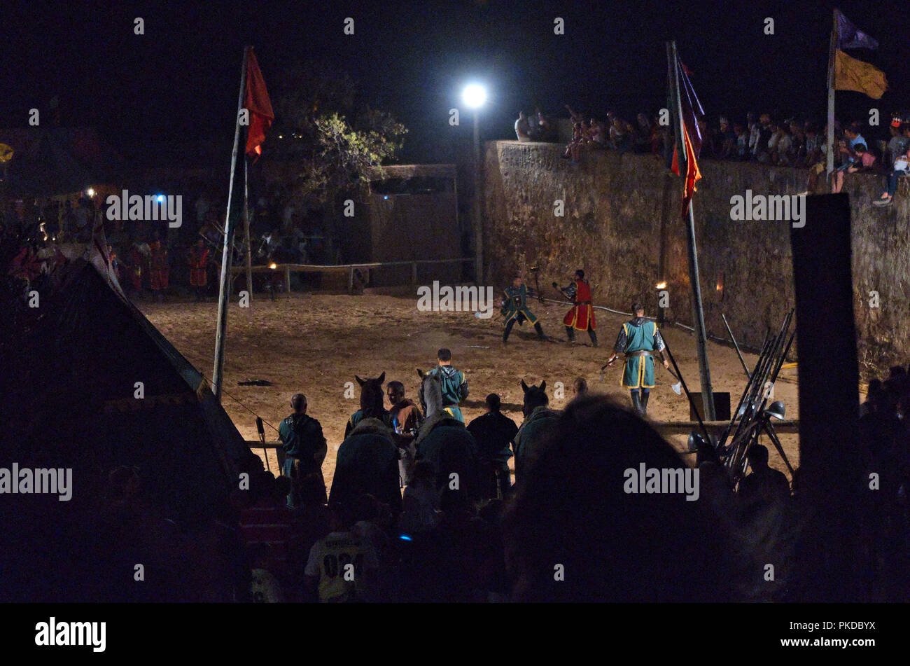 Mittelalterliche bekämpfen Erholung in Feira Mittelalterlichen von Castro Marim 2018 Stockfoto