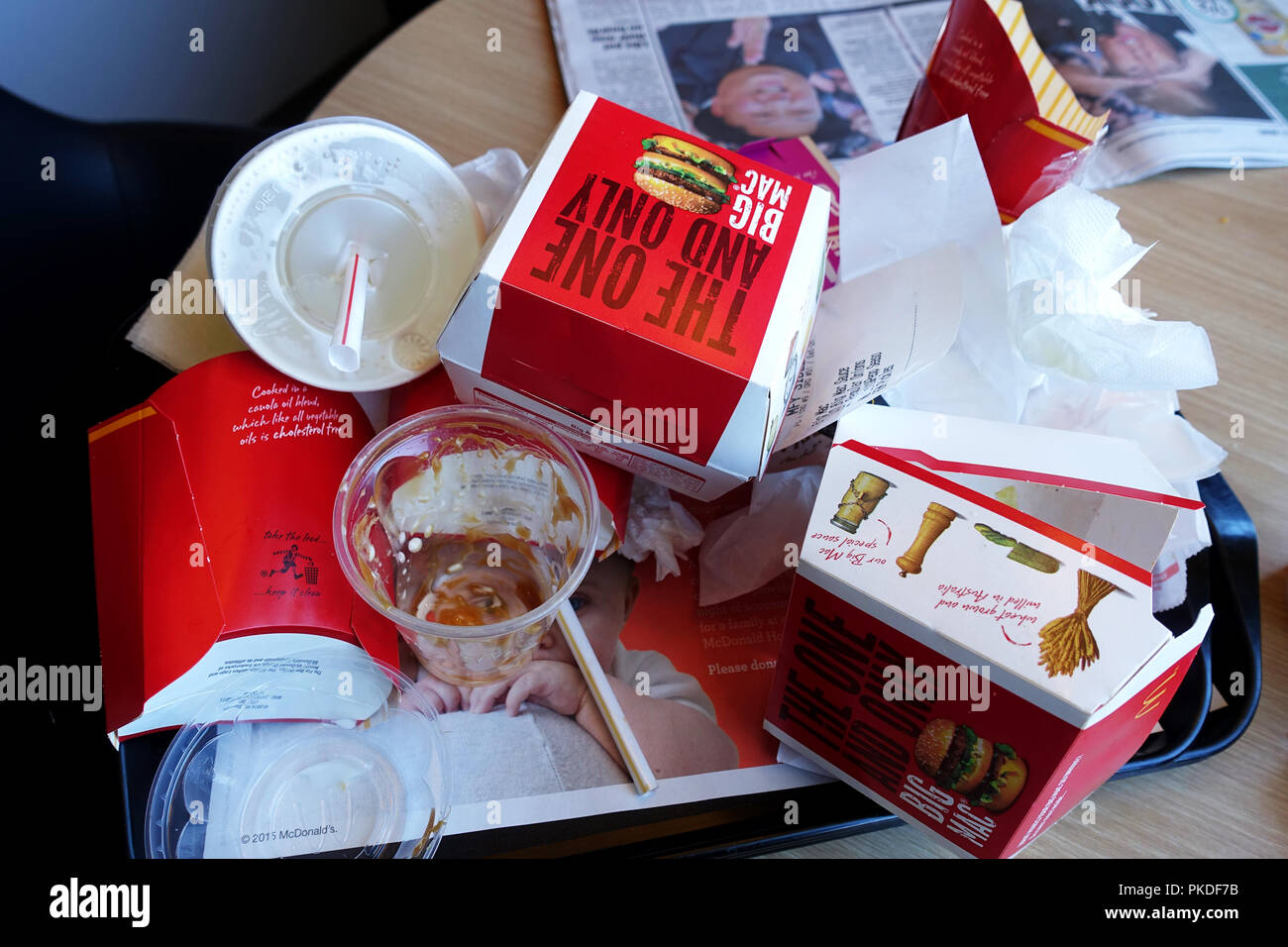 Australische McDonald's leer trinken und essen Kartonagen Stockfoto