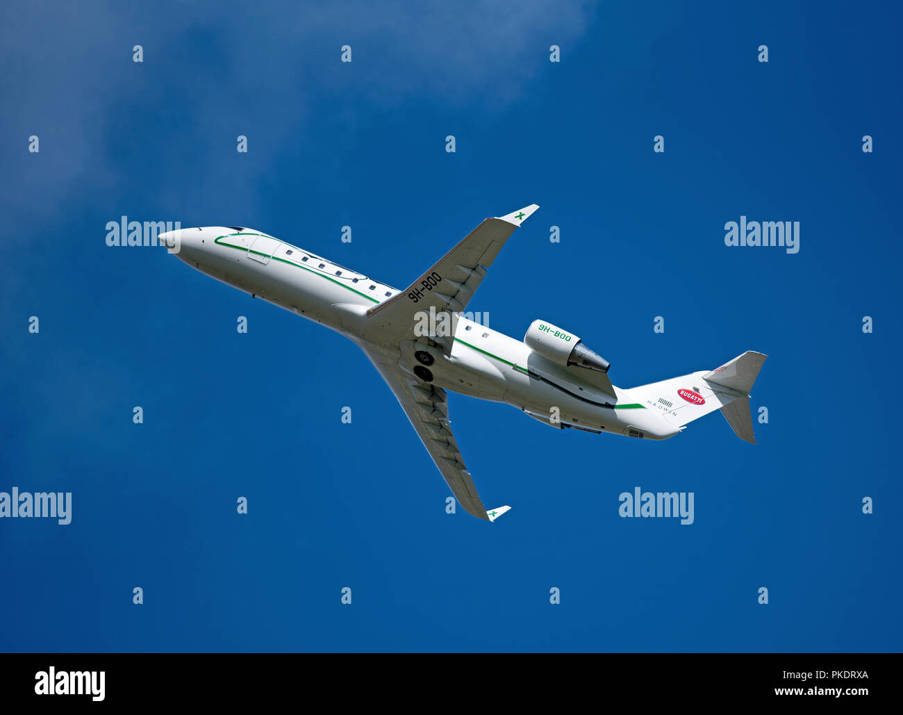 Eine Bombardier Challenger 850 Reg 9H-BOO Besuch in Inverness Inverness Airport in den schottischen Highlands GROSSBRITANNIEN. Stockfoto