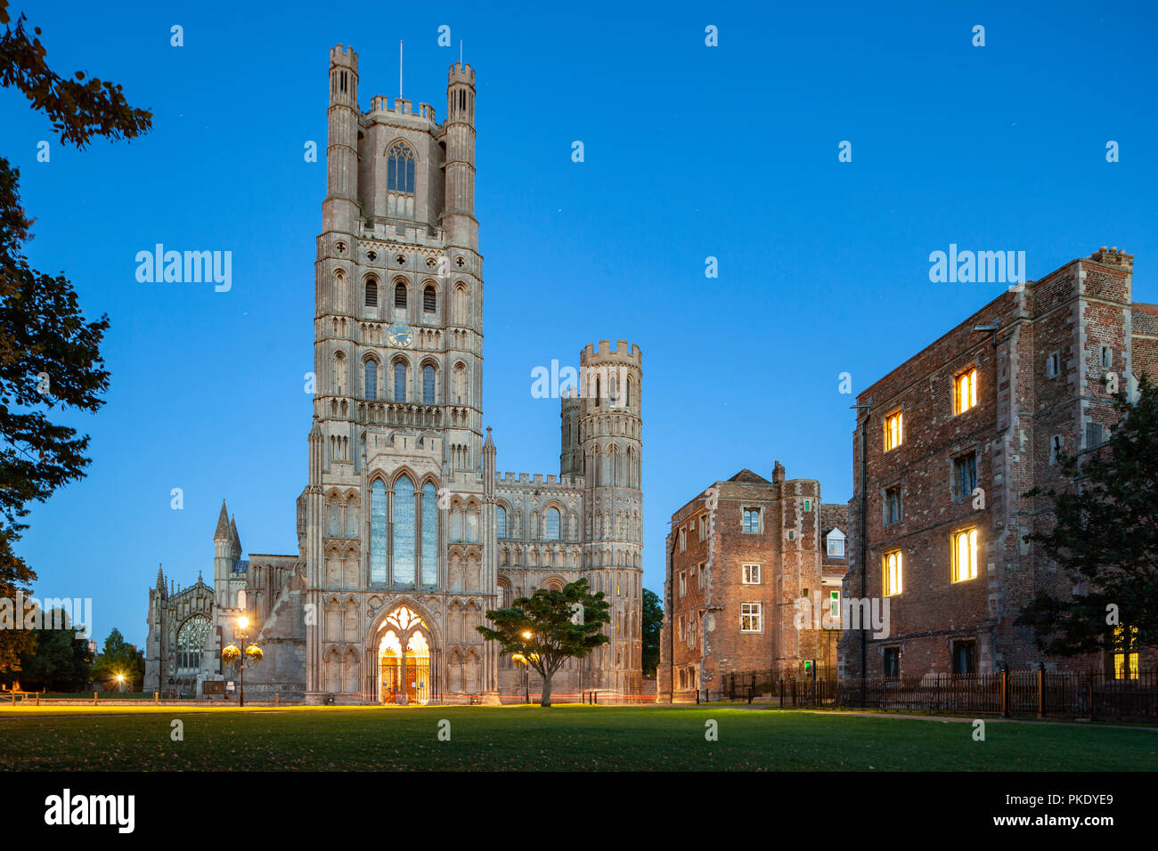 Abend in der Kathedrale von Ely, Cambridgeshire, England. Stockfoto