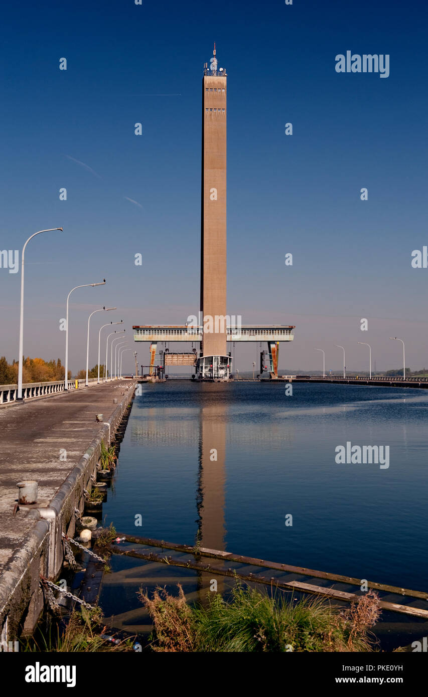 Die ronquières Schiefe Ebene, einen Kanal geneigte Ebene auf dem Kanal Brüssel-charleroi (Belgien, 03/10/2011) Stockfoto