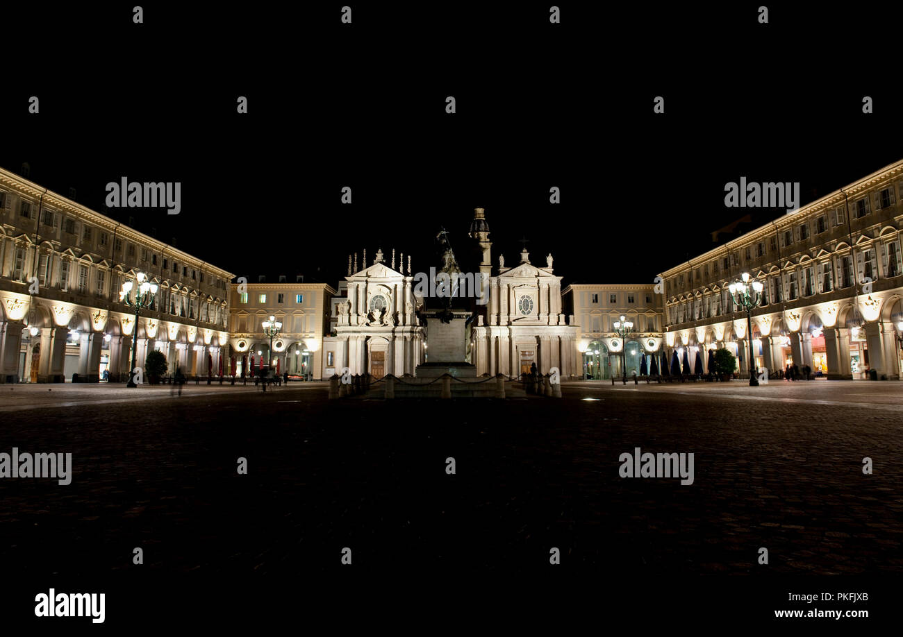 Die Palazzi di Piazza San Carlo, barocken Paläste auf der Piazza San Carlo in Turin bei Nacht (Italien, 20/06/2010) Stockfoto