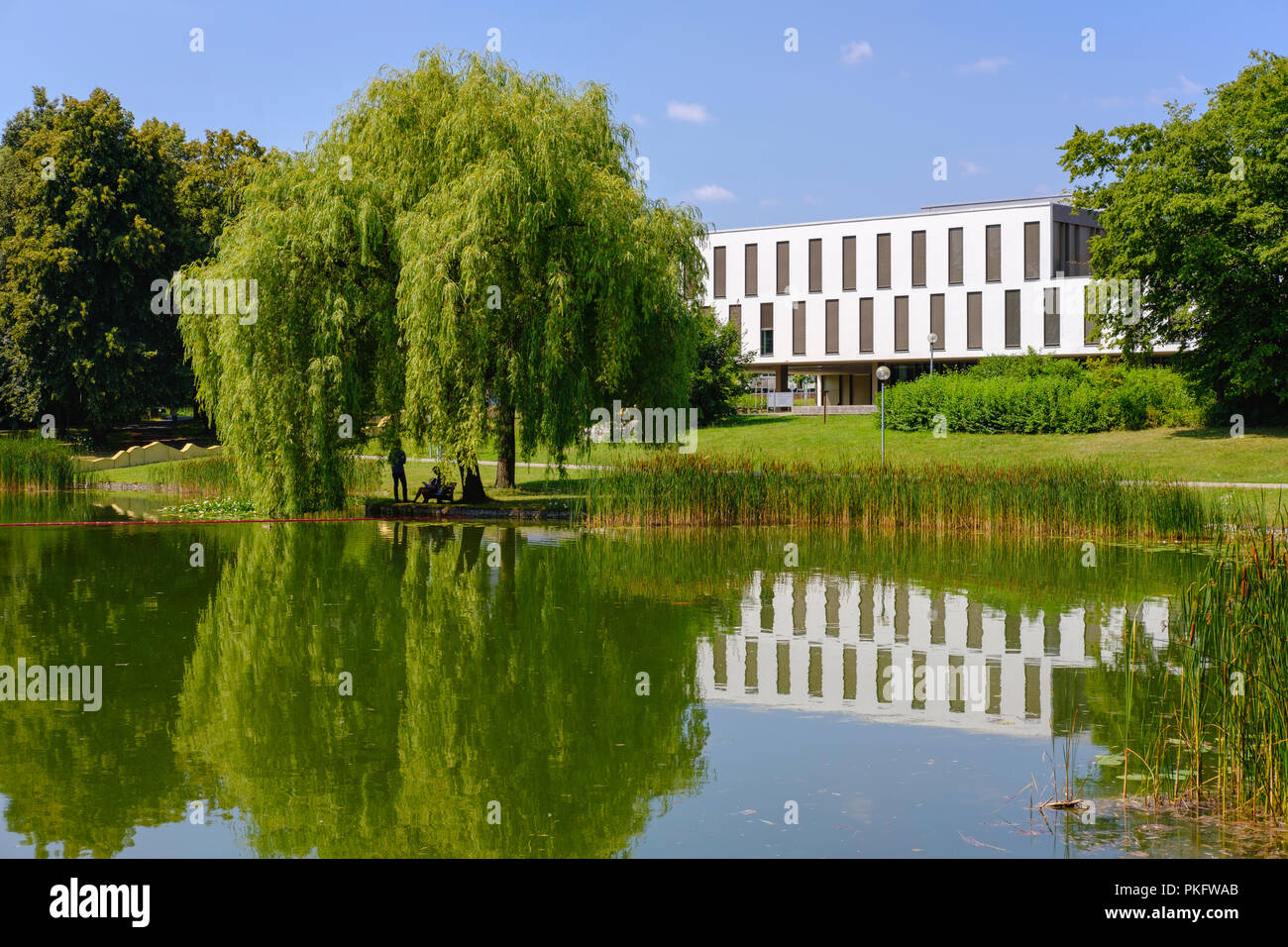 Campus der Universität Augsburg, Augsburg, Schwaben, Bayern, Deutschland Stockfoto
