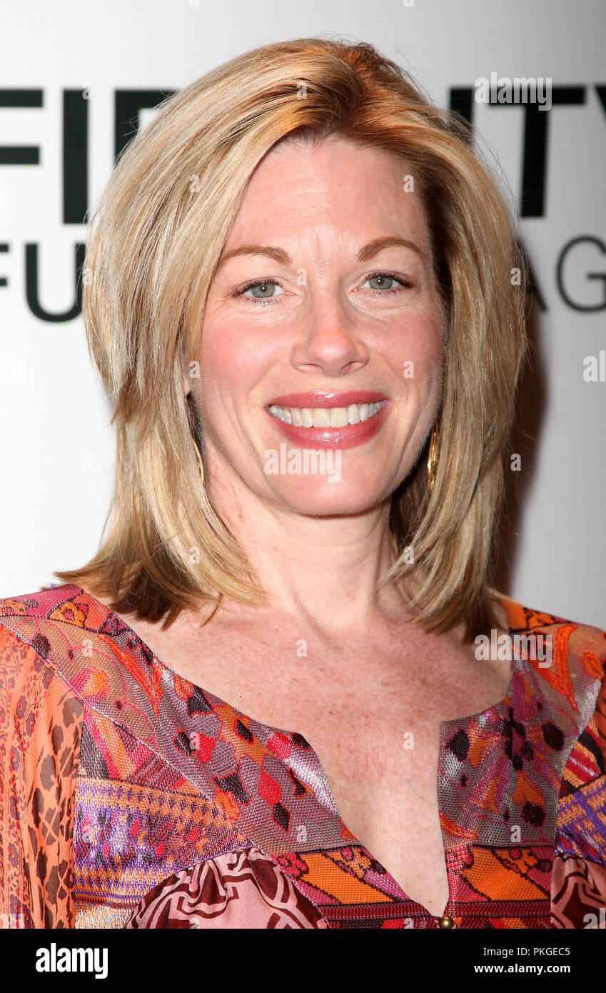 14. September 2018. *** Foto *** Marin Mazzie hat im Alter von 57. Foto: Marin Mazzie abgebildet auf der 76. jährlichen Drama League Preisverleihung und Mittagessen im Marriott Marquis in New York City am 20. Mai 2010. Quelle: Walter McBride/MediaPunch Credit: MediaPunch Inc/Alamy leben Nachrichten Stockfoto