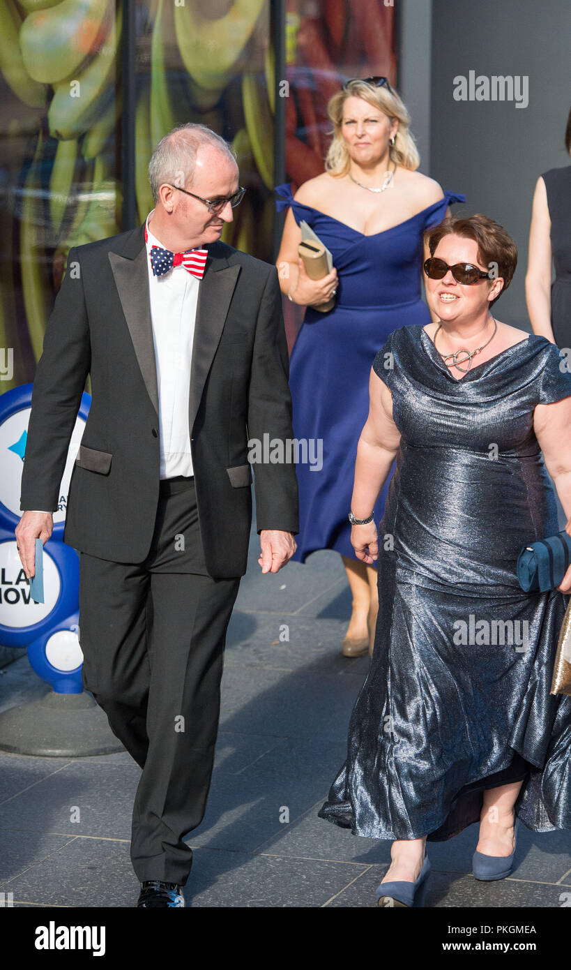 Edinburgh, 26. Mai 2017. Gast sporting ein sternenbanner Bow Tie für die Sir Tom Hunter Grundlage Abendessen, EICC-Edinburgh. Stockfoto