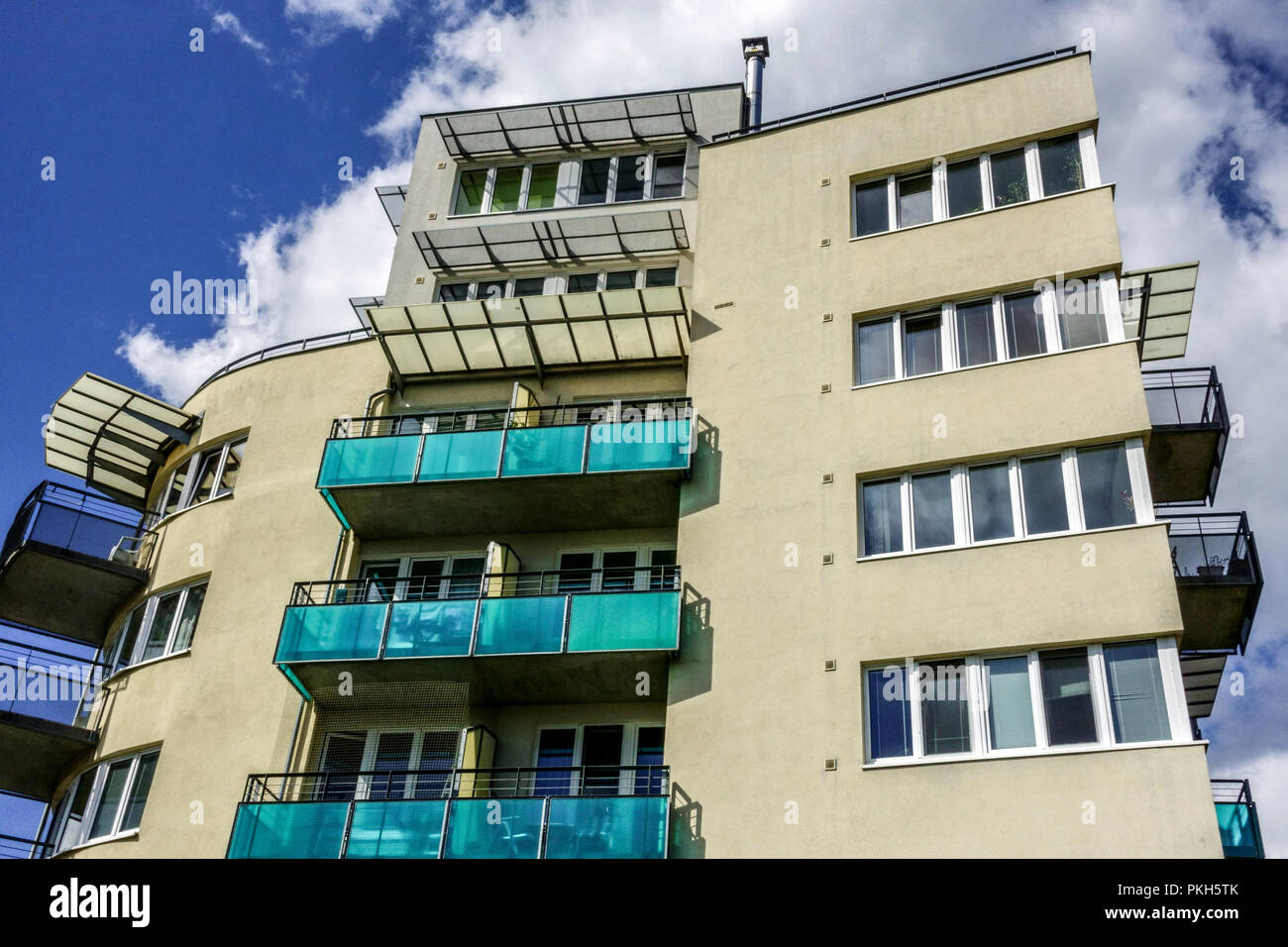 Neue Appartements und Wohnungen in der Wohnanlage, Stodulky, Prag, Tschechische Republik Stockfoto