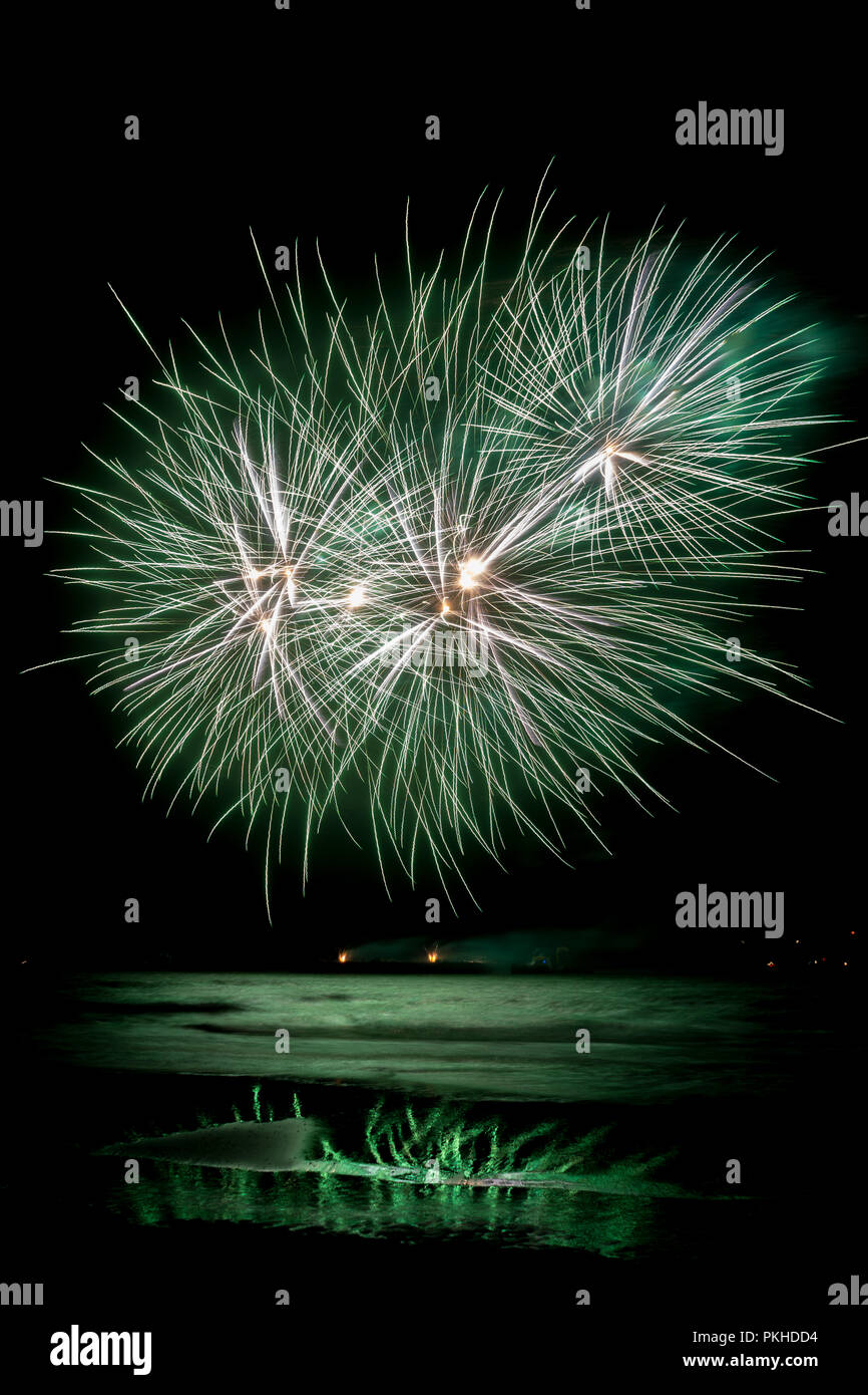 Jährliche Sommer Feuerwerk am Strand von Scheveningen in Den Haag am 17. August, Den Haag, Niederlande, Europa, Feuerwerk von Japan Land Stockfoto