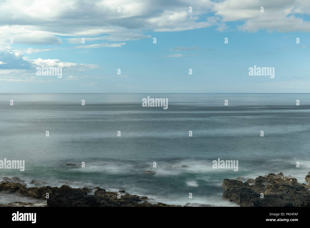 Die Landschaft, das Meer und den Horizont an der Küste von Portstewart, Co Derry. Nordirland Stockfoto