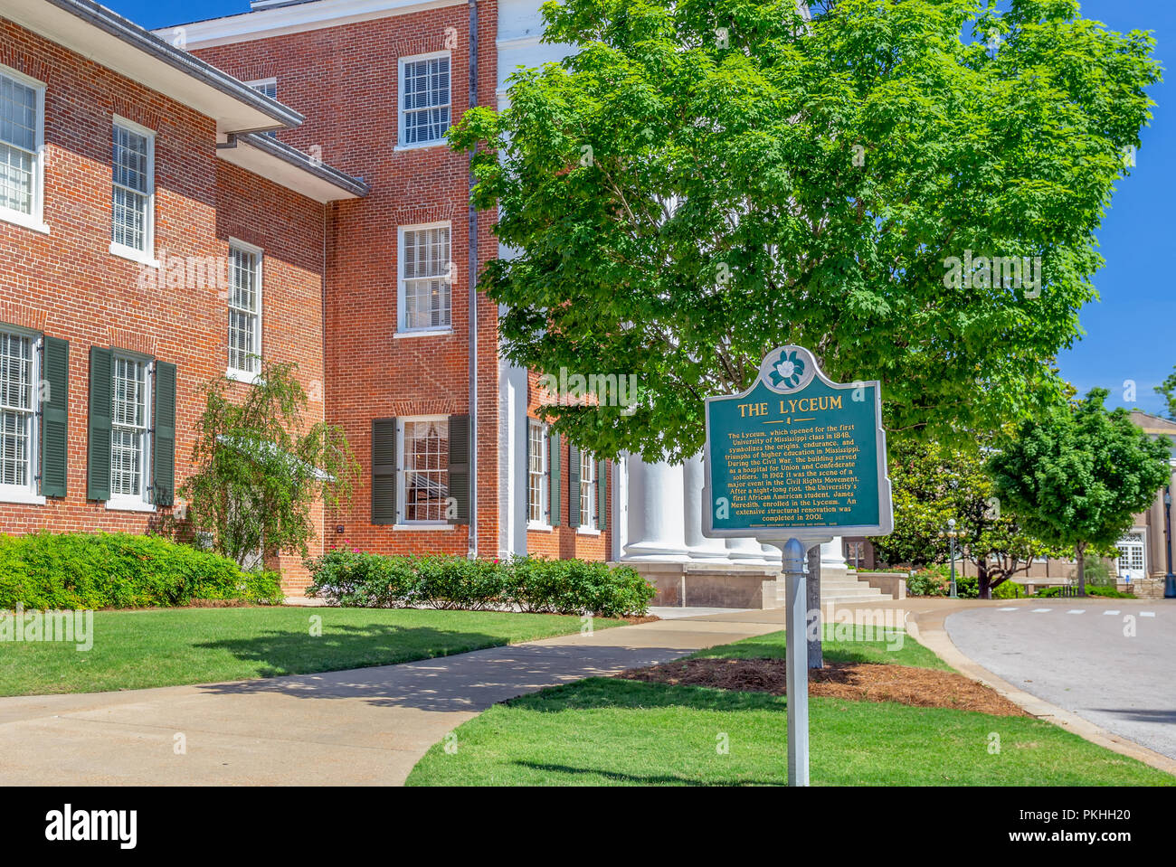 OXFORD, MS/USA - Juni 7, 2018: Das Lyceum Gebäude auf dem Campus der Universität von Mississippi. Stockfoto