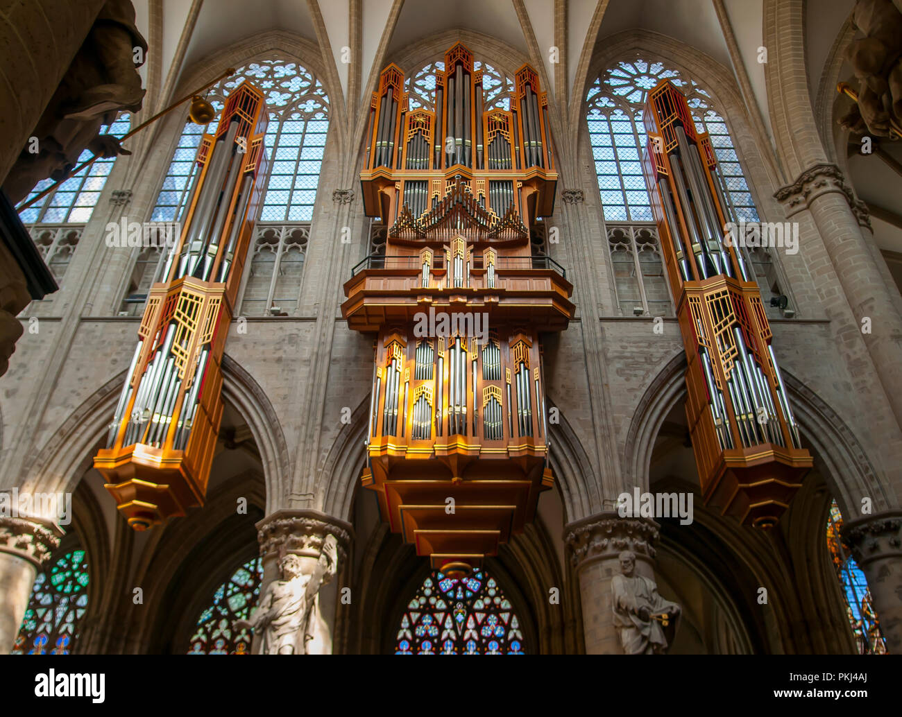 St. Michael und St. Gudula Kathedrale Orgel (Cathédrale de Sts Michel et Gudule, Bruxelles), Brüssel, Belgien 2018 Stockfoto