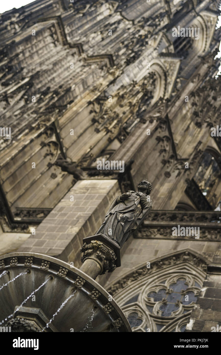 Der Kolner Dom Ist Eine Gotische Katholische Tempel Begann Im