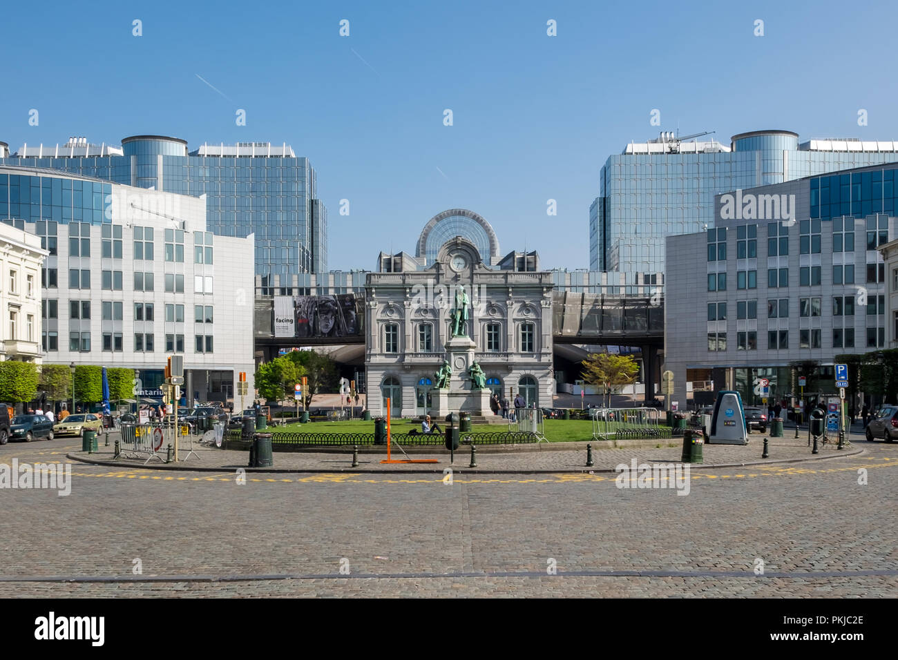 Place du Luxembourg oder Luxemburgplein Platz im europäischen Viertel von Bussels. Stockfoto