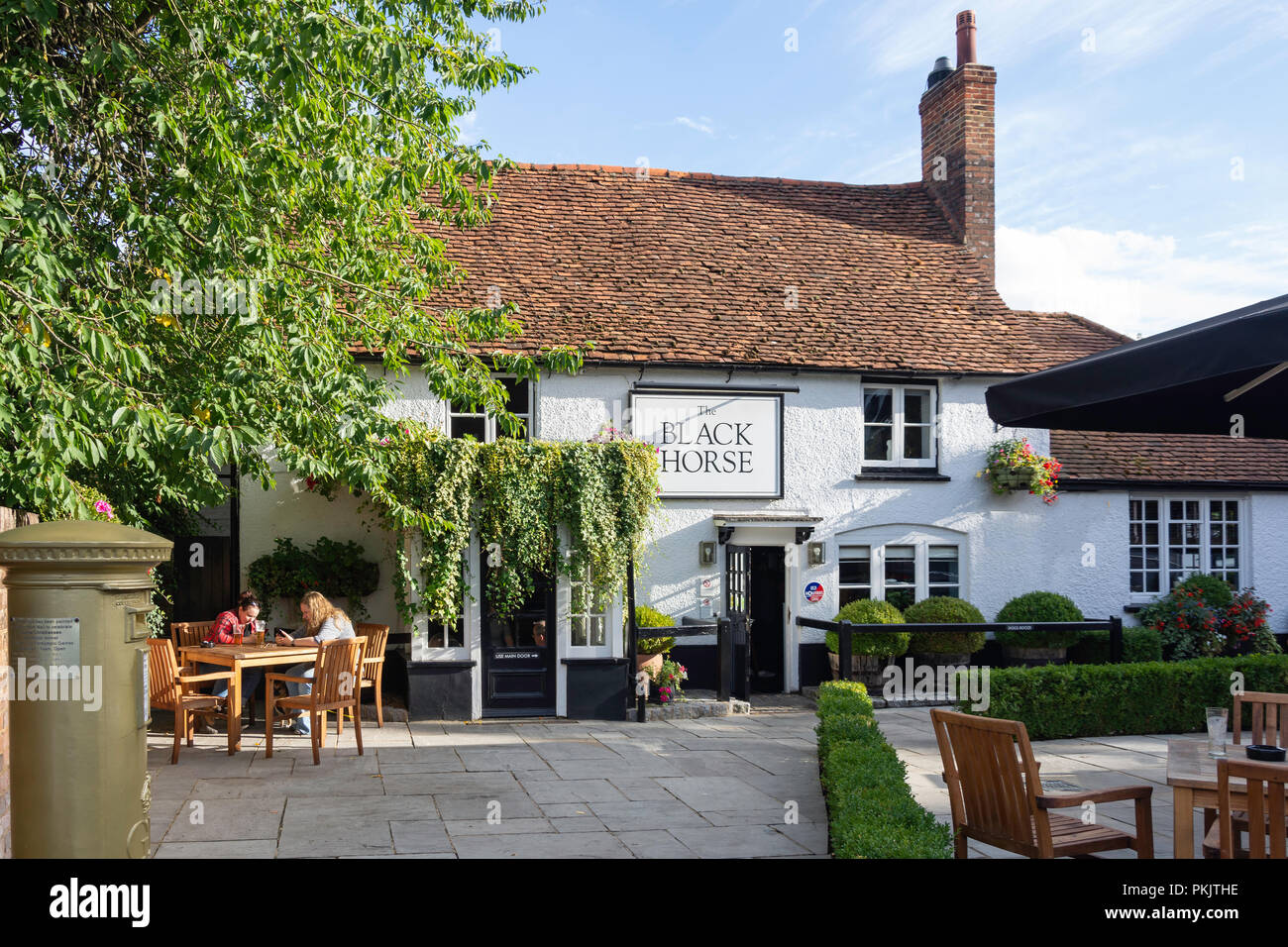 17. Jahrhundert das schwarze Pferd Pub, Windmill Road, Fulmer, Buckinghamshire, England, Vereinigtes Königreich Stockfoto