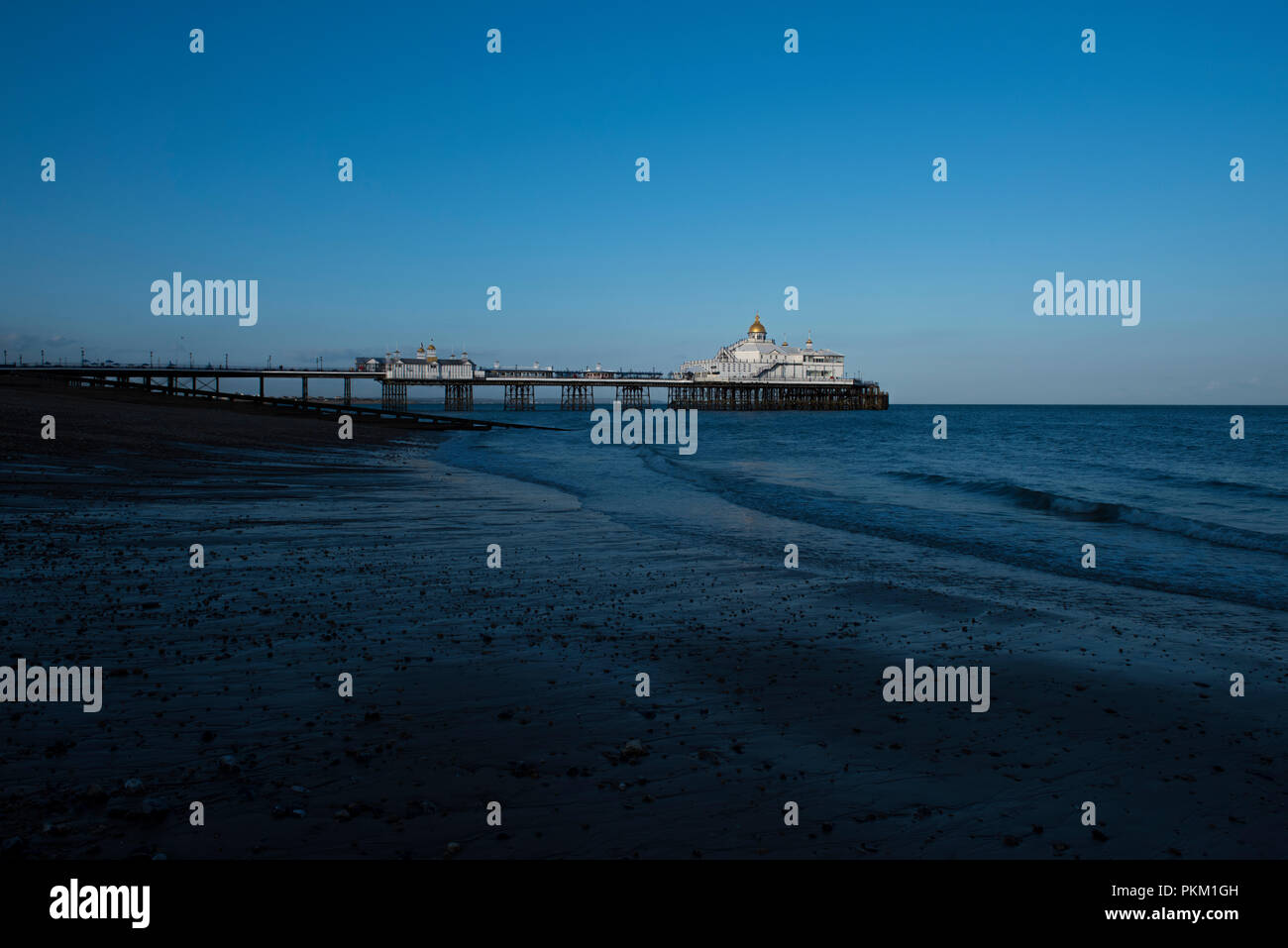 Eastbourne Pier, in der Grafschaft East Sussex, an der Südküste von England in Großbritannien. Stockfoto