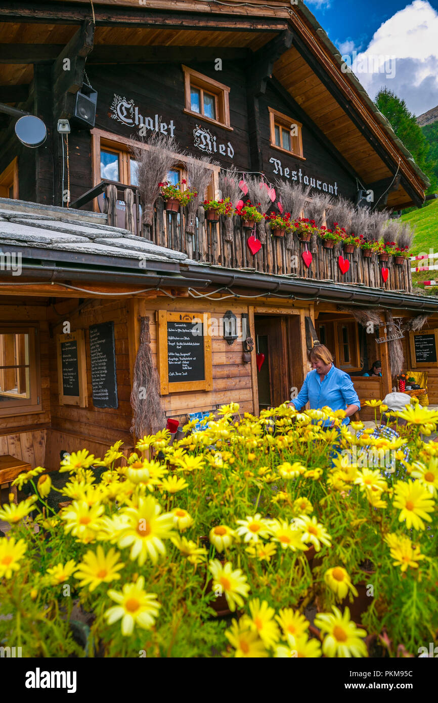 Ried Restaurant. Ried. Zermatt. Schweizer Alpen. Wallis. Die Schweiz. Europa. Stockfoto