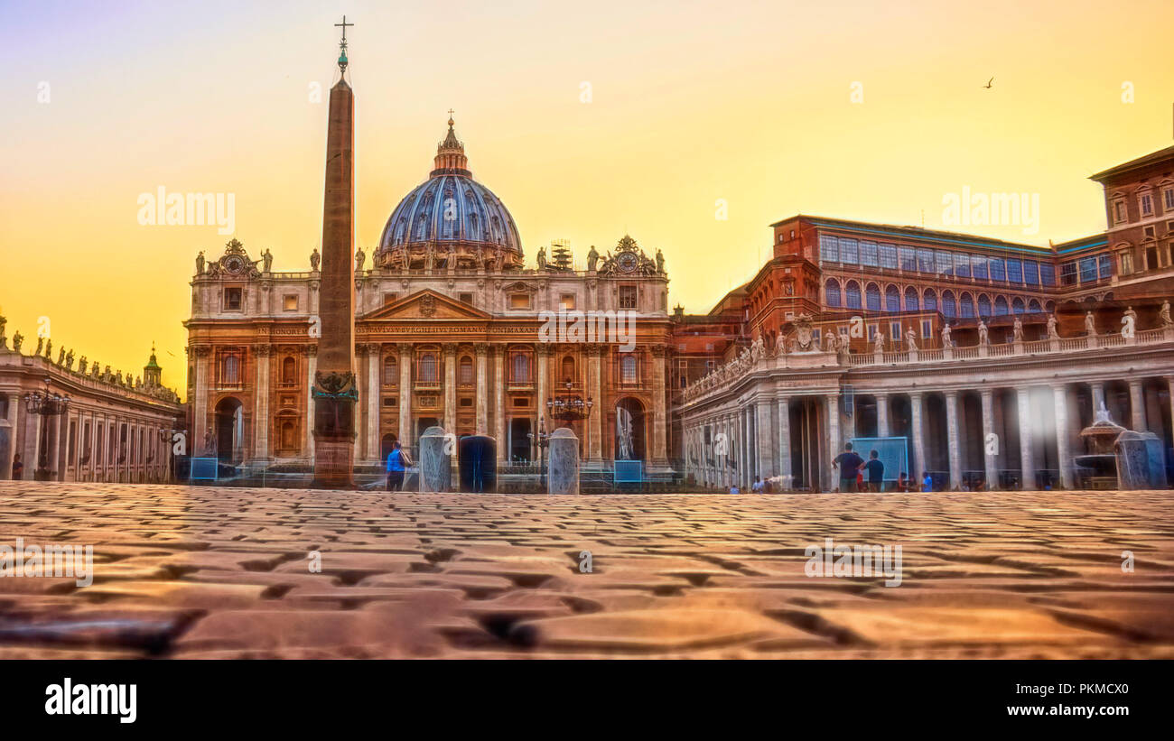 Rom Italien 06/23/2017 San Peter Square bei Sonnenuntergang Winkel anzeigen Stockfoto