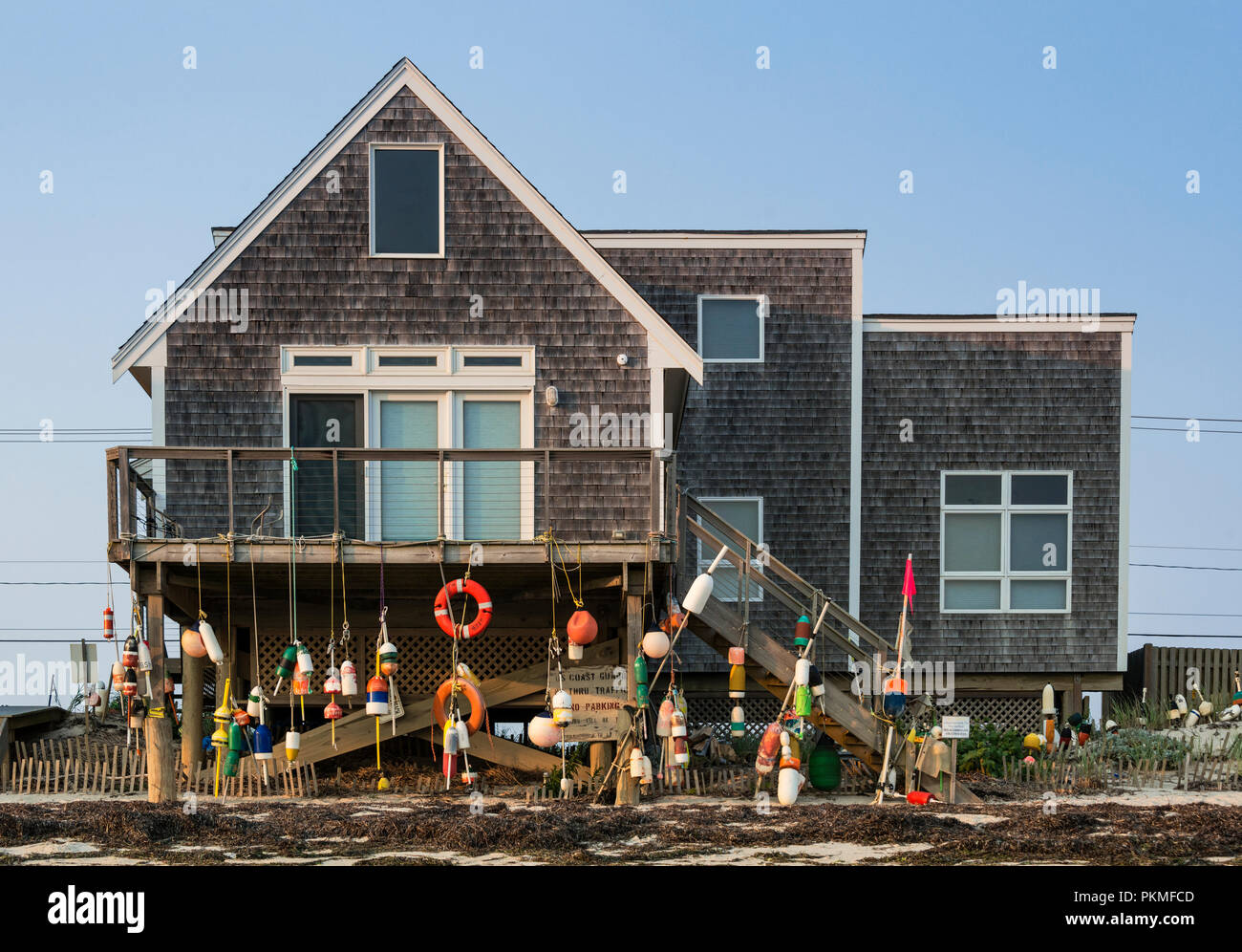 Abgeschiedene Waterfront Beach House, Truro, Cape Cod, Massachusetts, USA. Stockfoto