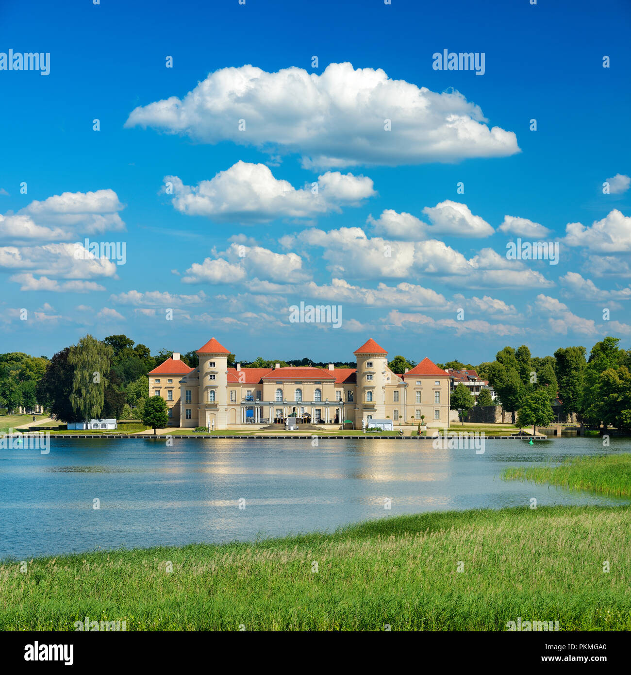 Schloss Rheinsberg am See Grienerick, Land Brandenburg, Deutschland Stockfoto