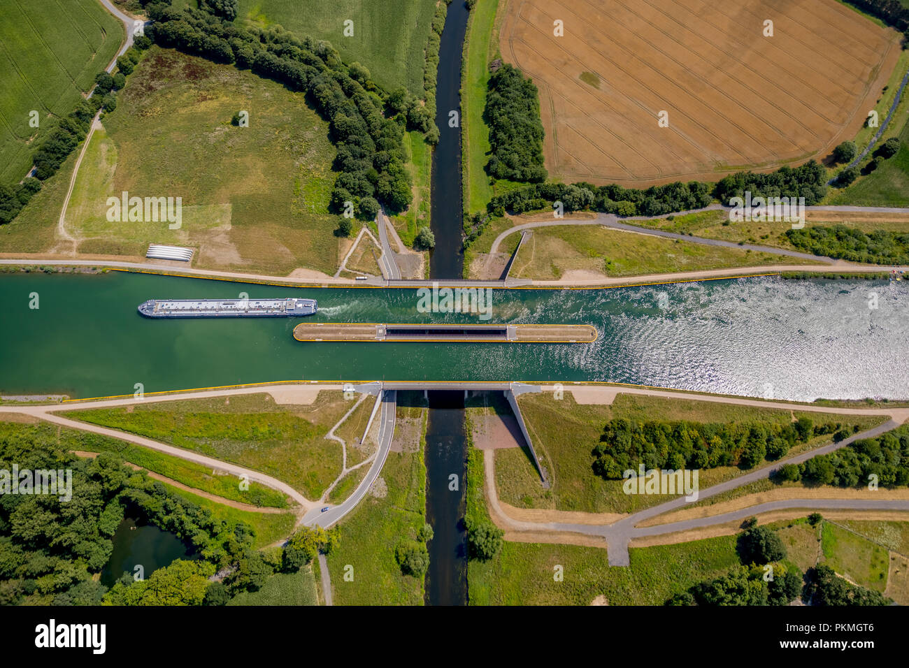 Luftaufnahme, Kanalbrücke, Wasser, Brücke, canal Schnittpunkt mit der Lippe, Binnenschiffe, Frachtschiff, Binnenschifffahrt Stockfoto