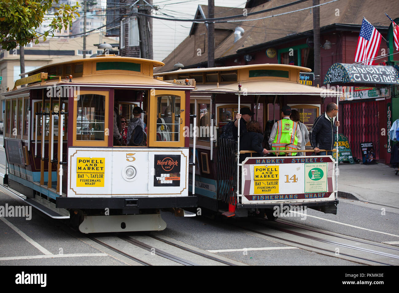 San Francisco, CA, USA - Juli 18,2011: berühmten Cable Car in San Francisco. Die San Francisco Cable Car System ist die Welten der letzten manuell betätigt Kabel Stockfoto