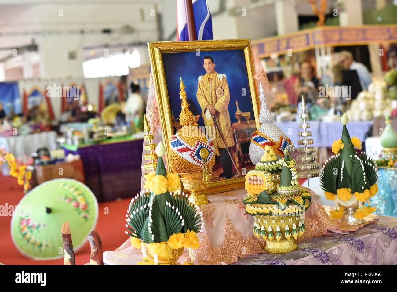 Neapel, Italien. 14 Sep, 2018. Traditionelle Artefakte sind während des Festivals gesehen. Das Festival dell'Oriente kehrt in Napoli für drei Tage, in der Ausstellung komplexe ''MOstra d'Oltremare''. Eintauchen in die orientalische Kultur und Traditionen von einer grenzenlosen Kontinent mit typischen Gastronomie, Sone/SOPA Bilder v Stockfoto