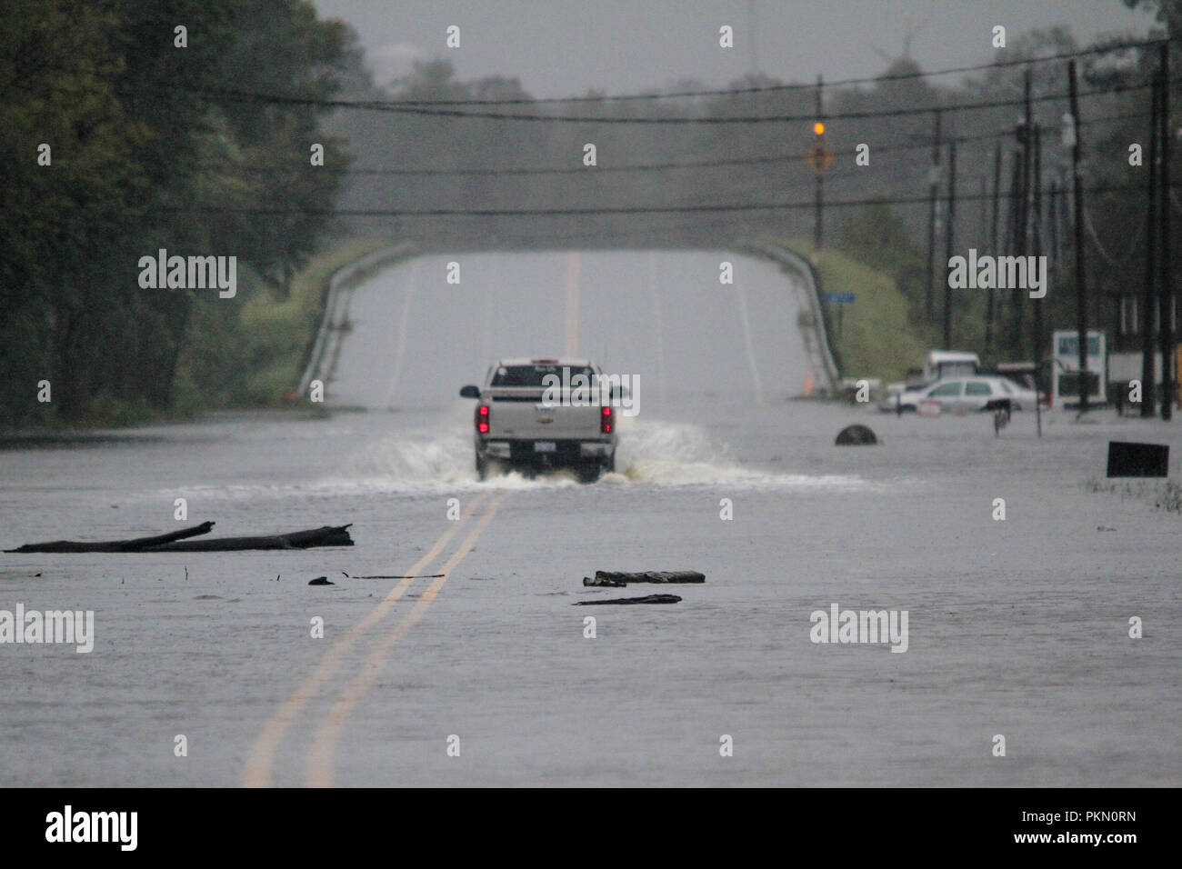 Nc, USA. 14 Sep, 2018. Hochwasser steigt in Washington, NC als Sturmflut vom Hurrikan Florence schiebt die Pimlico Fluss über seine "Banken, 14. September 2018. Quelle: Michael Candelori/ZUMA Draht/Alamy leben Nachrichten Stockfoto