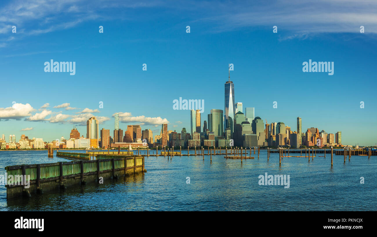 Blick auf die Skyline von Manhattan aus New Jersey, USA Stockfoto