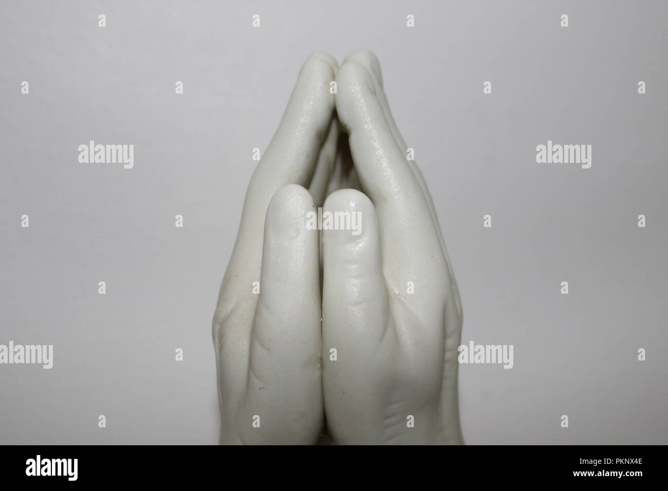 Betende Hände Skulptur Stockfoto