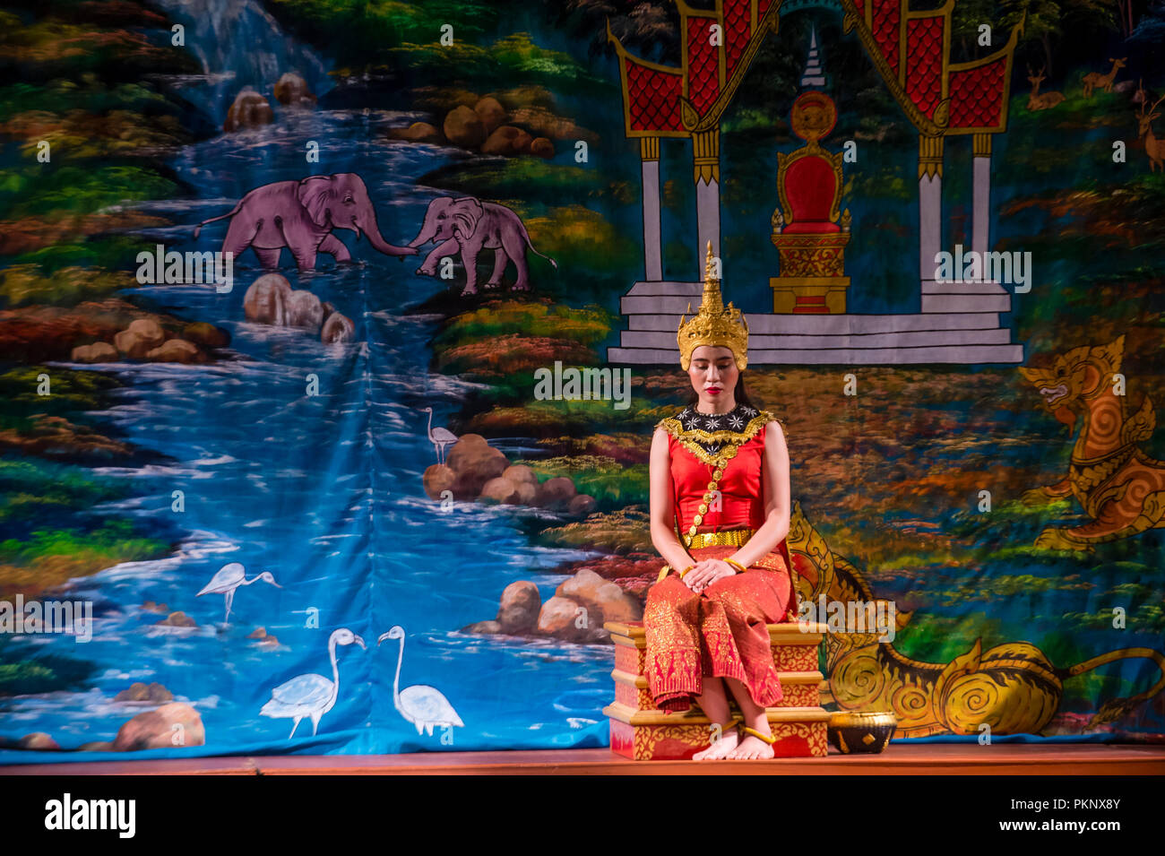 Laotische Tänzerin treten im Königlichen Balletttheater in Luang Prabang Laos auf Stockfoto