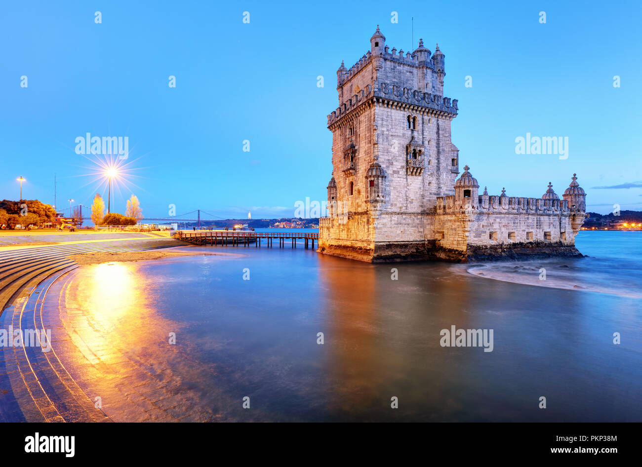 Belem Turm, Lissabon - Portugal bei Nacht Stockfoto
