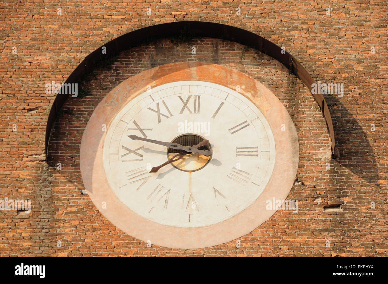 Italien, Lombardei, Mantova, Uhr detail Torre d'Orologio. Stockfoto