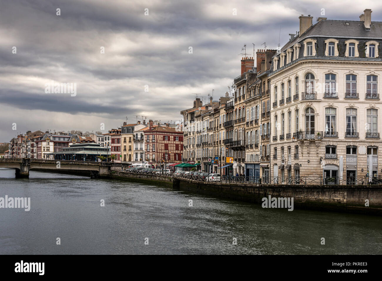 Der Fluss Nive in Bayonne, Frankreich Stockfoto