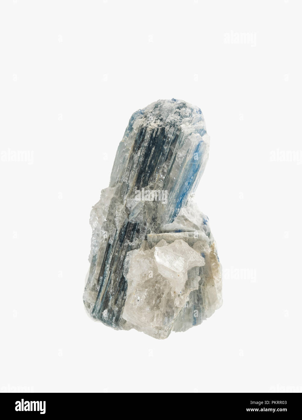 Cyanit blau Silikat mineral isoliert Stockfoto