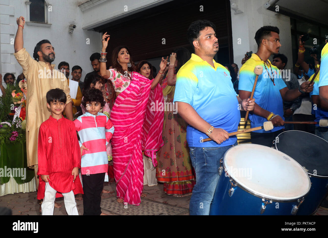 Mumbai, Indien, 14. Sep 2018: Raj Kundra und Shilpa Shetty's Ganpati bisharjon an Ihrem ressident in Juhu, Am 14 Sep 2018 Mumbai. Foto von Prodip guha Credit: prodip Guha/Alamy leben Nachrichten Stockfoto