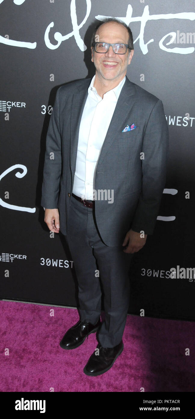 BEVERLY HILLS, Ca - 14. SEPTEMBER: Produzent Gary Michael Walters besucht Los Angeles Special Screening von 'Colette' an der Akademie Samuel Goldwyn Theater in Beverly Hills, Kalifornien. Foto von Barry King/Alamy leben Nachrichten Stockfoto