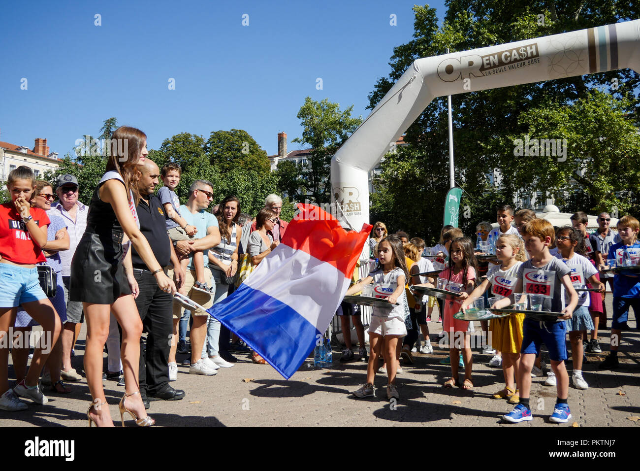 Lyon, Frankreich, 15. September 2018: Kinder werden in Mittel-ost-Lyon (Frankreich) am 15. September 2018 zu sehen, da Sie in einem Rennen anlässlich der Woche des Geschmacks. Foto: Serge Mouraret/Alamy leben Nachrichten Stockfoto