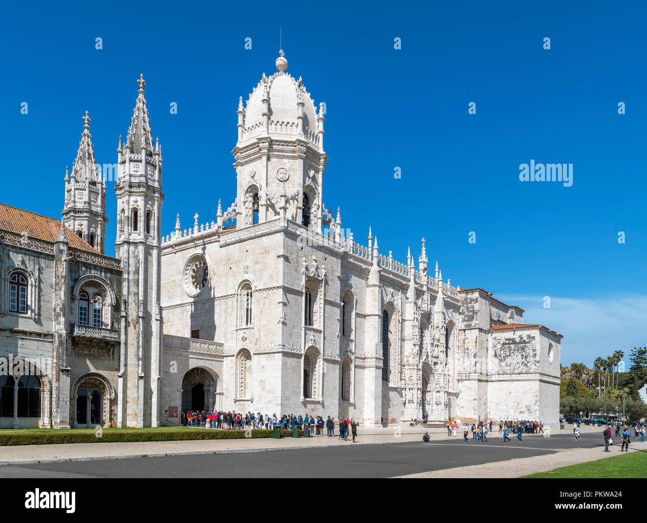 Das Jeronimos Kloster (Mosteiro dos Jerónimos) vom Praca do Imperio, Belem, Lissabon, Portugal Stockfoto