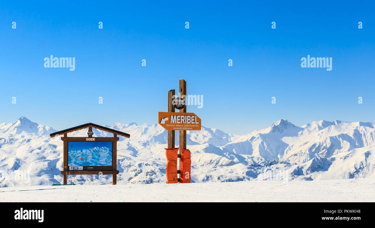 Zeiger auf die Spur im Skigebiet Meribel. Frankreich Stockfoto