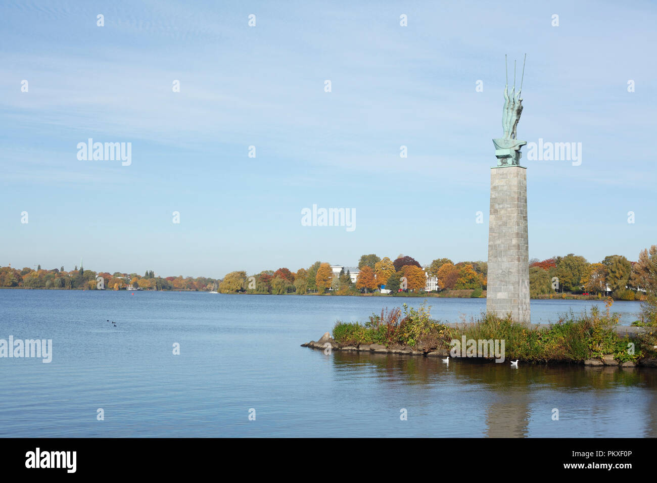 Hamburg alster statue Fotos und Bildmaterial in hoher Auflösung Alamy