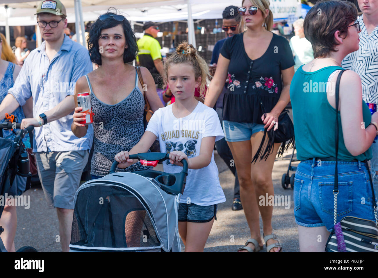 Memphis, Tennessee. 15. September 2018. Cooper-Young Festival 2018, Memp. Seine, Tennessee. Die größte eintägige Festival in Tennessee. Die Leute genießen die letzten Sommer mit Kunst, Essen und gute Musik. Credit: Gary Culley/Alamy leben Nachrichten Stockfoto