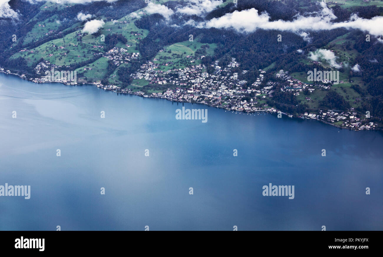Herrlicher Natur, mit Blick auf das Dorf der Schweiz von Rigi Stockfoto